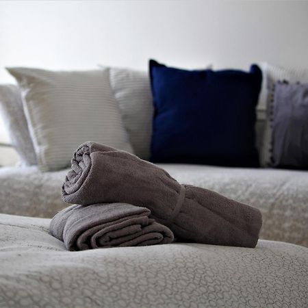 فيلا Warwick House - Stunning House With Terrace And Sea Views, Sleeps 11 رذينج المظهر الخارجي الصورة