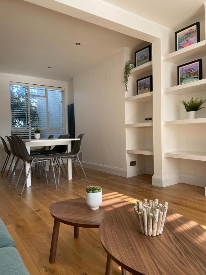 فيلا Warwick House - Stunning House With Terrace And Sea Views, Sleeps 11 رذينج المظهر الخارجي الصورة