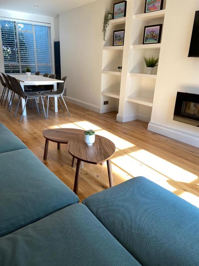 فيلا Warwick House - Stunning House With Terrace And Sea Views, Sleeps 11 رذينج المظهر الخارجي الصورة