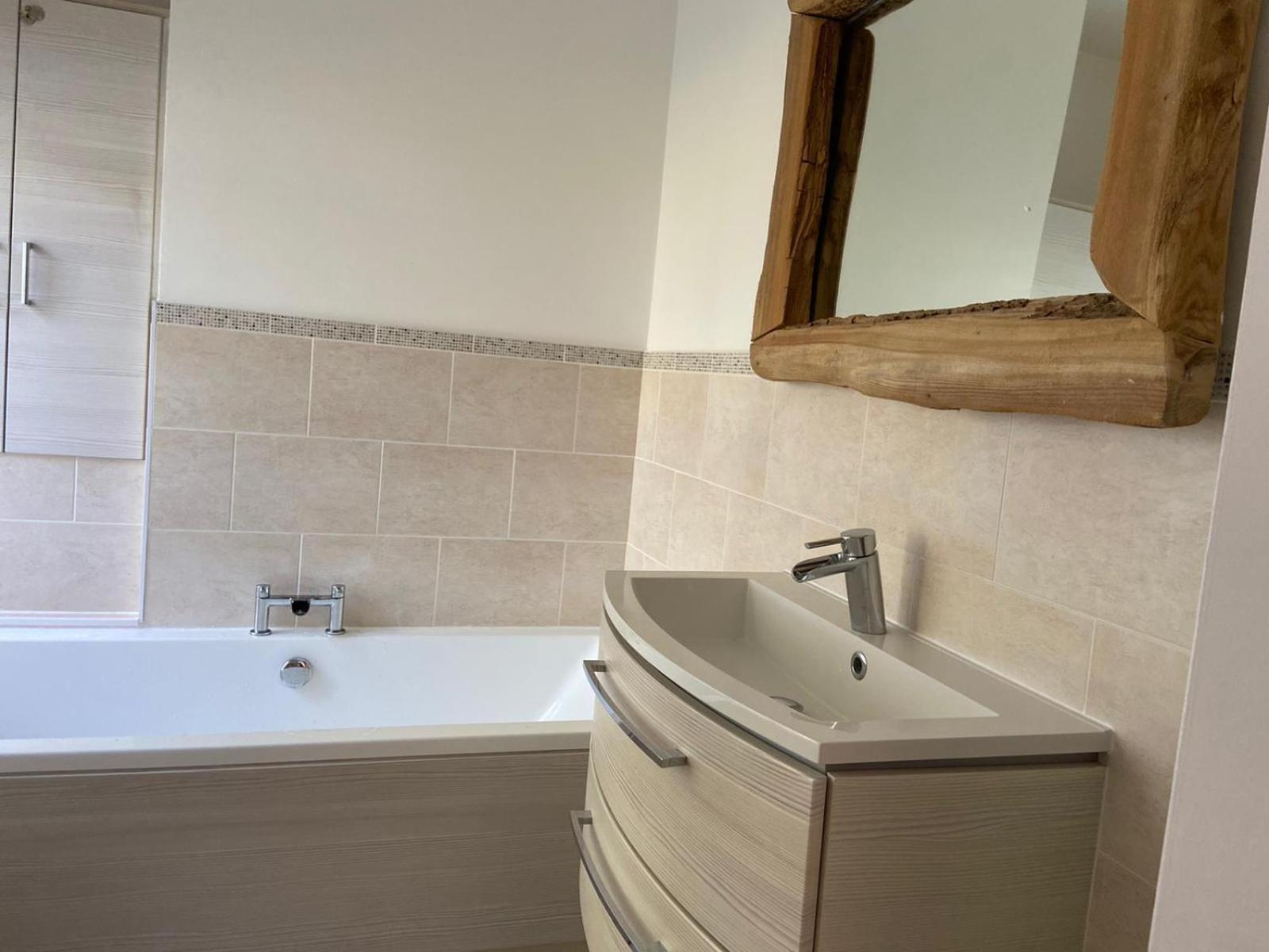 فيلا Warwick House - Stunning House With Terrace And Sea Views, Sleeps 11 رذينج المظهر الخارجي الصورة