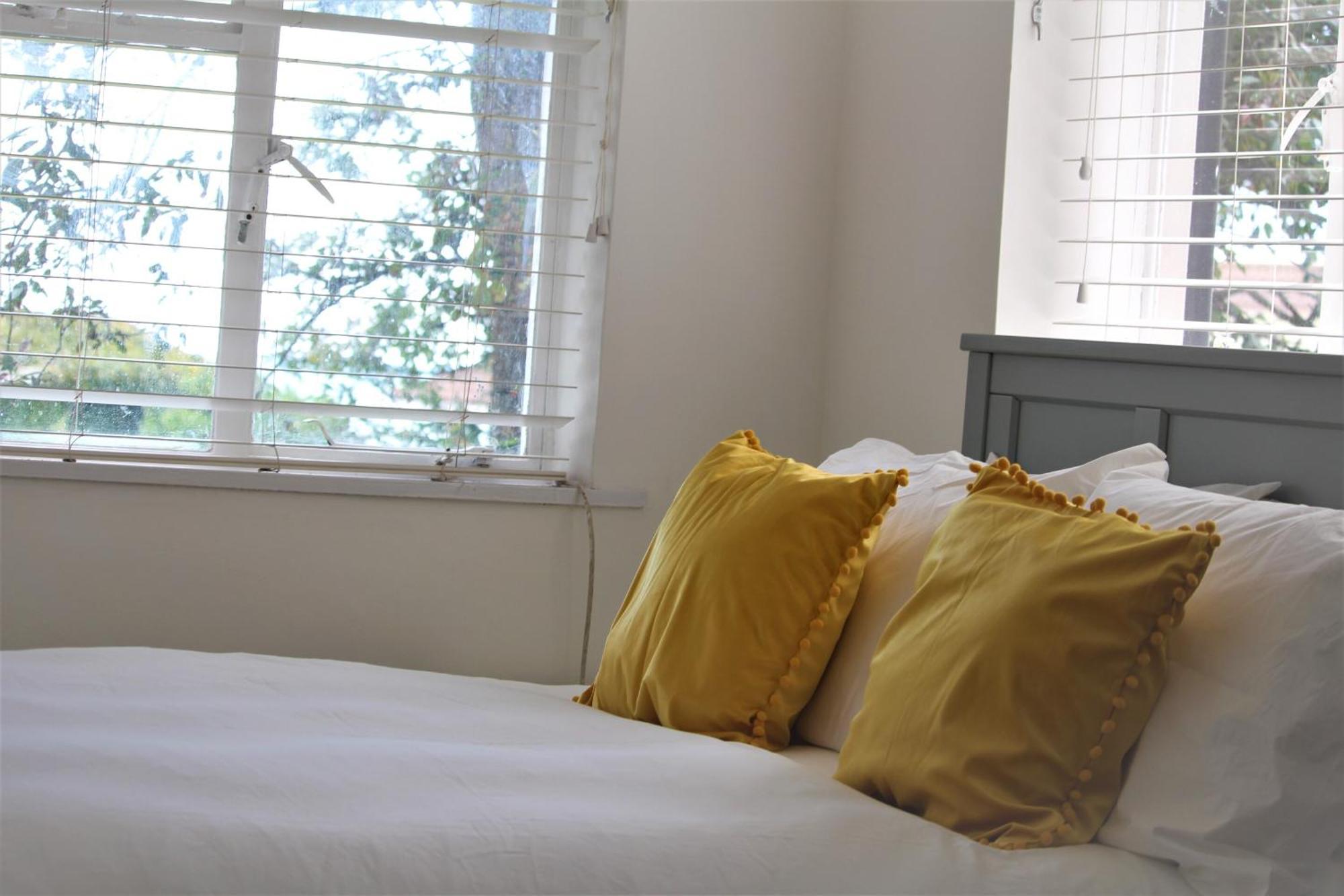 فيلا Warwick House - Stunning House With Terrace And Sea Views, Sleeps 11 رذينج المظهر الخارجي الصورة