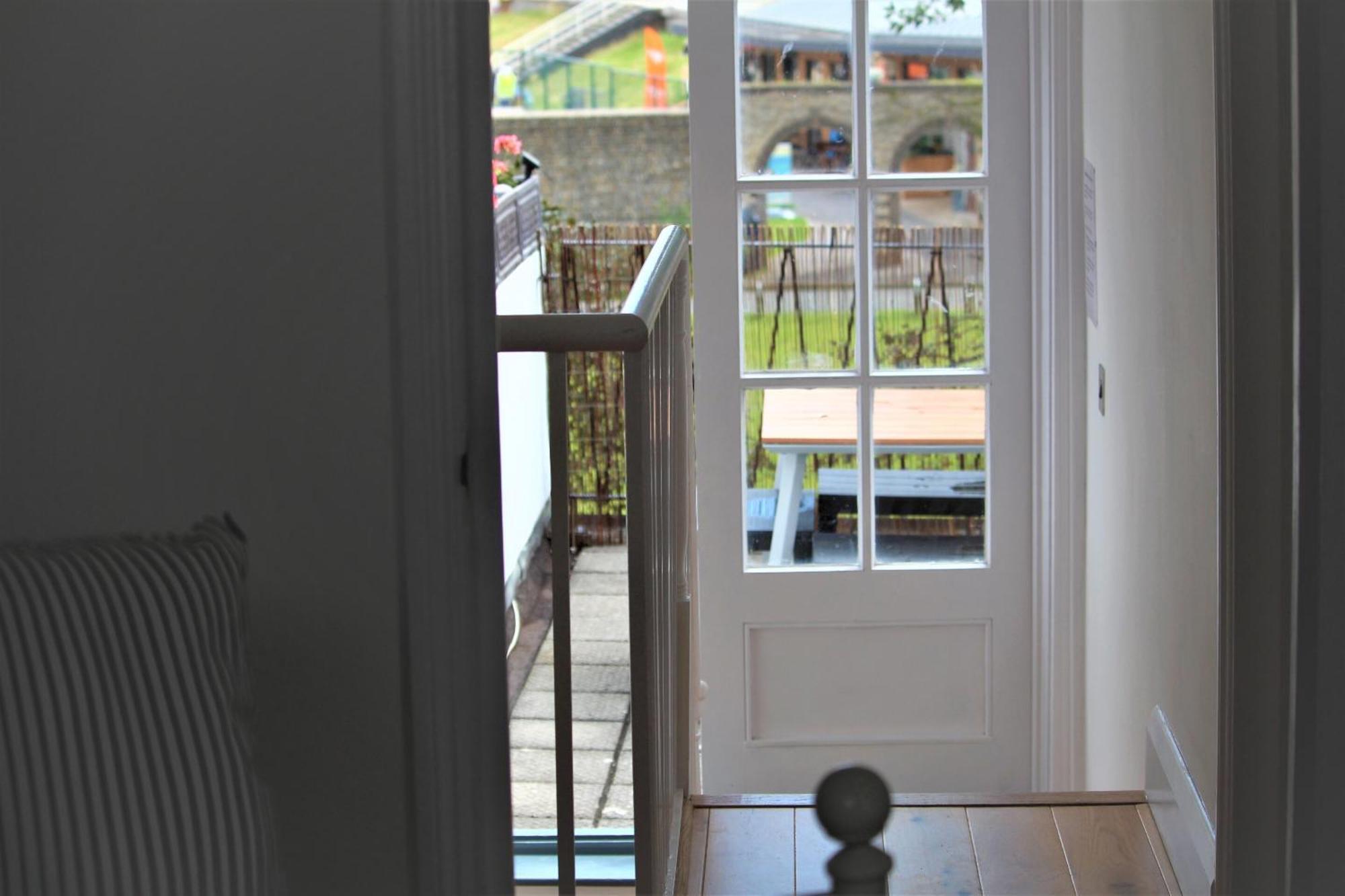 فيلا Warwick House - Stunning House With Terrace And Sea Views, Sleeps 11 رذينج المظهر الخارجي الصورة