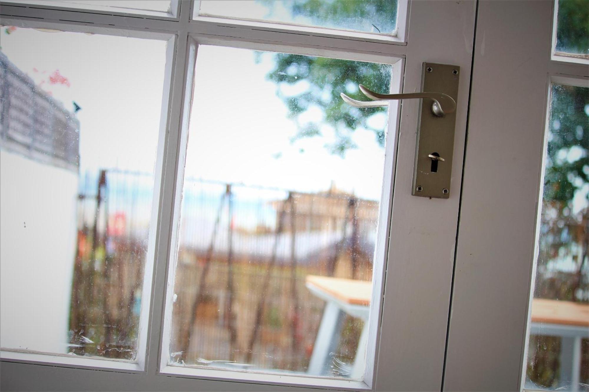 فيلا Warwick House - Stunning House With Terrace And Sea Views, Sleeps 11 رذينج المظهر الخارجي الصورة