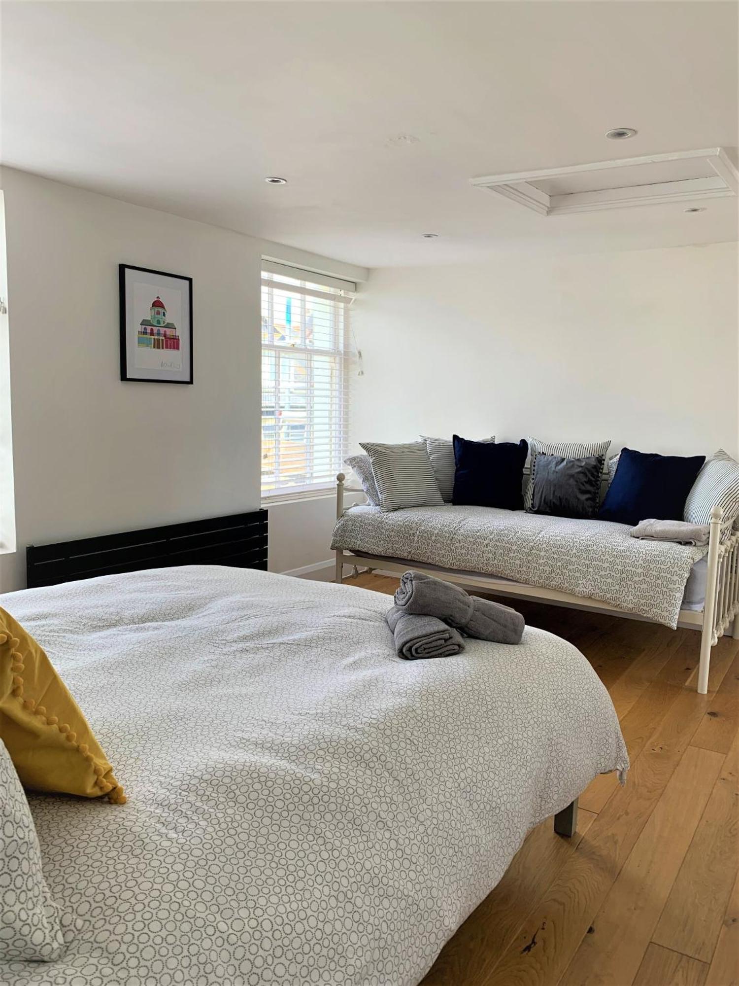 فيلا Warwick House - Stunning House With Terrace And Sea Views, Sleeps 11 رذينج المظهر الخارجي الصورة